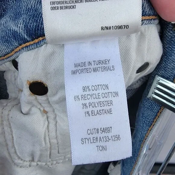 Agolde Toni Size 24 Distressed Raw Step Hem Light Wash Minimalist Cropped Jeans - Picture 8 of 14